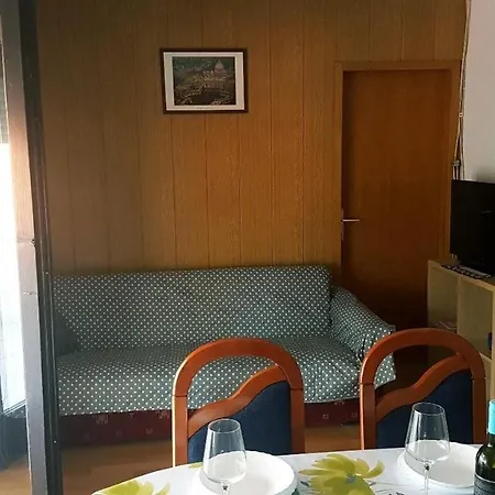 10402a Apartment