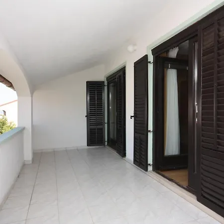 Apartment 10402a *